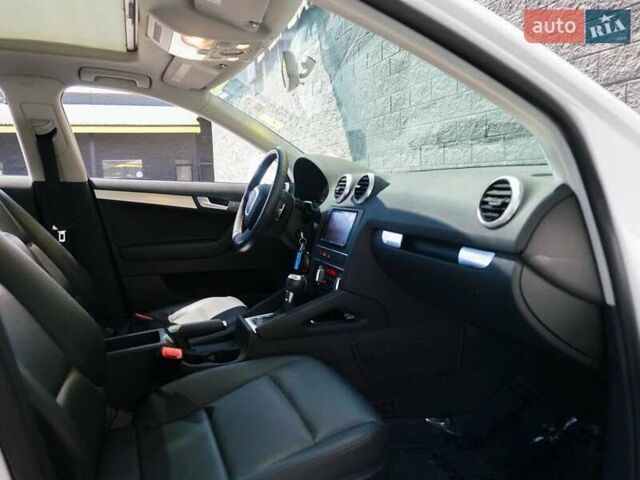 Білий Ауді А3, об'ємом двигуна 1.98 л та пробігом 111 тис. км за 1500 $, фото 14 на Automoto.ua