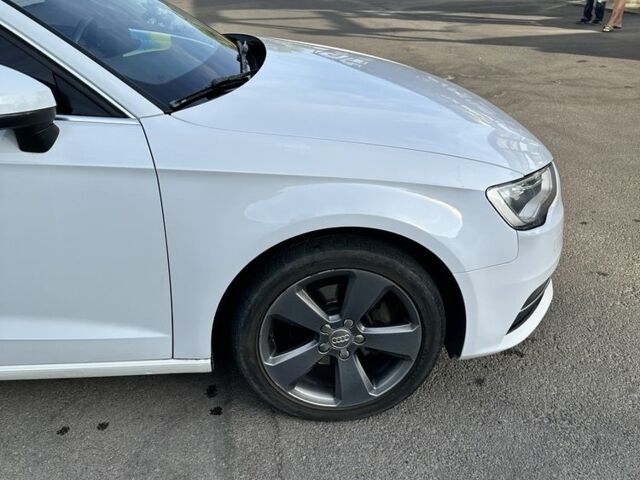Білий Ауді А3, об'ємом двигуна 1.4 л та пробігом 168 тис. км за 10700 $, фото 3 на Automoto.ua