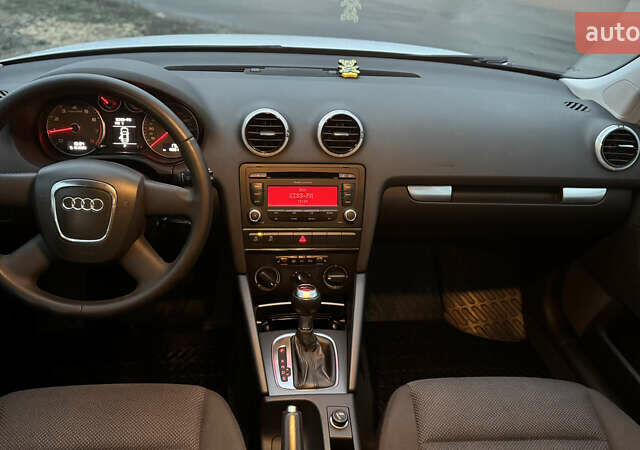 Білий Ауді А3, об'ємом двигуна 1.2 л та пробігом 140 тис. км за 9500 $, фото 18 на Automoto.ua