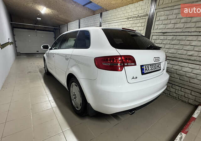 Білий Ауді А3, об'ємом двигуна 1.2 л та пробігом 140 тис. км за 9500 $, фото 14 на Automoto.ua