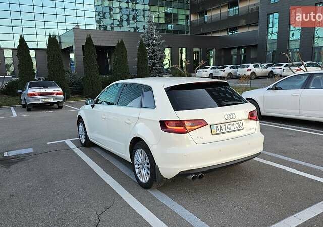 Білий Ауді А3, об'ємом двигуна 1.78 л та пробігом 118 тис. км за 15000 $, фото 6 на Automoto.ua
