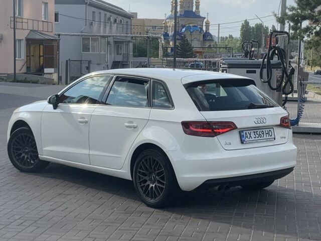 Белый Ауди А3, объемом двигателя 0 л и пробегом 104 тыс. км за 13800 $, фото 1 на Automoto.ua