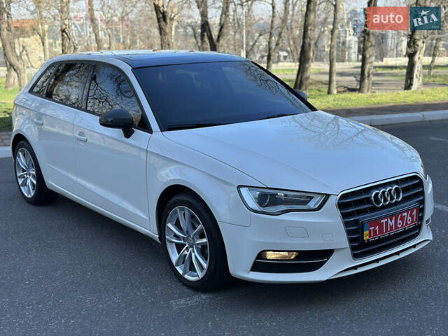 Белый Ауди А3, объемом двигателя 1.6 л и пробегом 185 тыс. км за 12000 $, фото 17 на Automoto.ua
