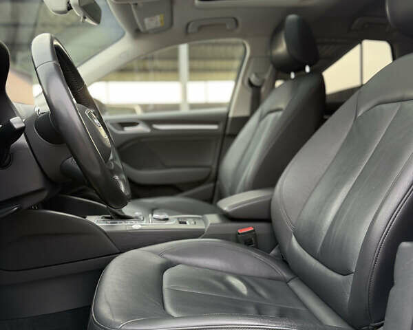 Белый Ауди А3, объемом двигателя 1.6 л и пробегом 141 тыс. км за 16499 $, фото 7 на Automoto.ua