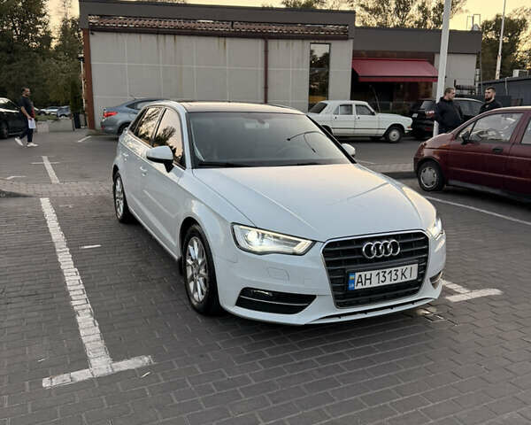Білий Ауді А3, об'ємом двигуна 1.6 л та пробігом 222 тис. км за 16500 $, фото 19 на Automoto.ua