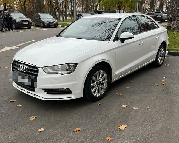 Белый Ауди А3, объемом двигателя 1.6 л и пробегом 182 тыс. км за 14500 $, фото 5 на Automoto.ua