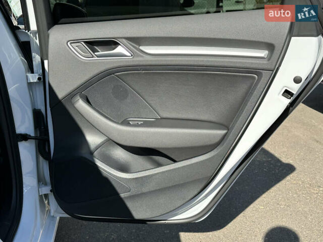 Белый Ауди А3, объемом двигателя 1.6 л и пробегом 109 тыс. км за 16800 $, фото 30 на Automoto.ua