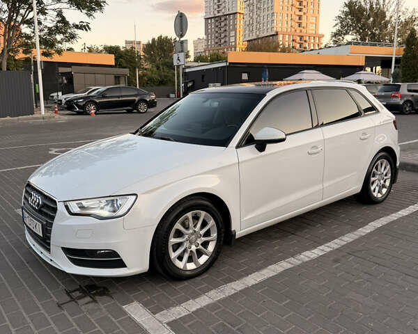 Білий Ауді А3, об'ємом двигуна 1.6 л та пробігом 222 тис. км за 16500 $, фото 20 на Automoto.ua