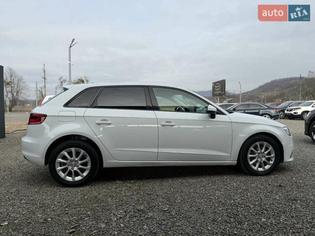 Белый Ауди А3, объемом двигателя 1.6 л и пробегом 141 тыс. км за 16499 $, фото 3 на Automoto.ua