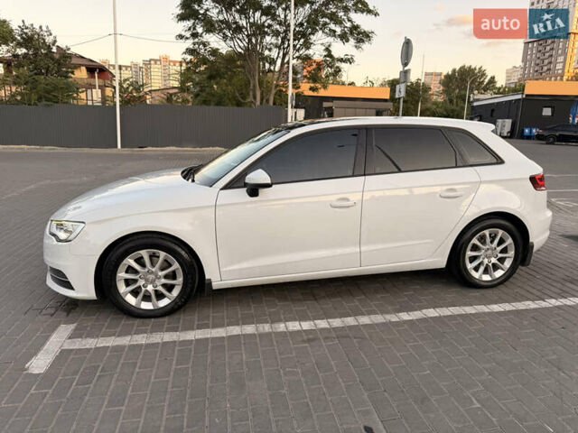 Білий Ауді А3, об'ємом двигуна 1.6 л та пробігом 222 тис. км за 16500 $, фото 21 на Automoto.ua