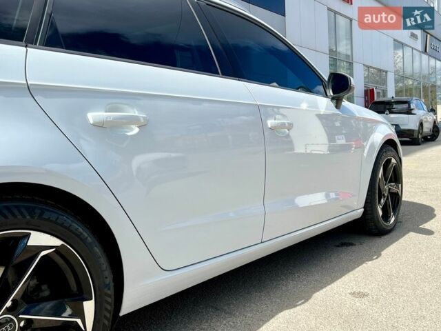 Білий Ауді А3, об'ємом двигуна 2 л та пробігом 164 тис. км за 17800 $, фото 17 на Automoto.ua