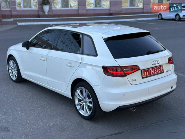 Белый Ауди А3, объемом двигателя 1.6 л и пробегом 185 тыс. км за 12000 $, фото 15 на Automoto.ua