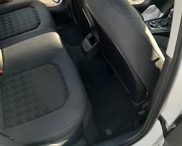 Белый Ауди А3, объемом двигателя 1.6 л и пробегом 242 тыс. км за 12300 $, фото 14 на Automoto.ua