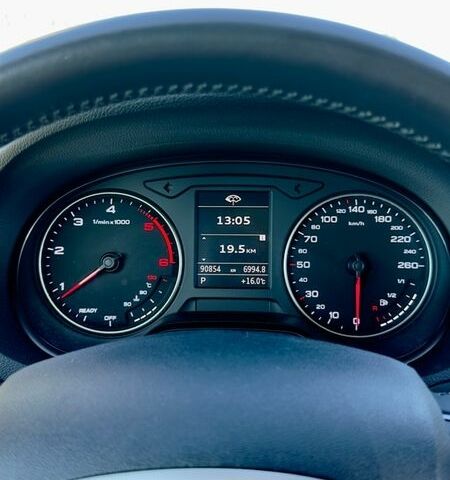 Білий Ауді А3, об'ємом двигуна 1.6 л та пробігом 90 тис. км за 16000 $, фото 25 на Automoto.ua