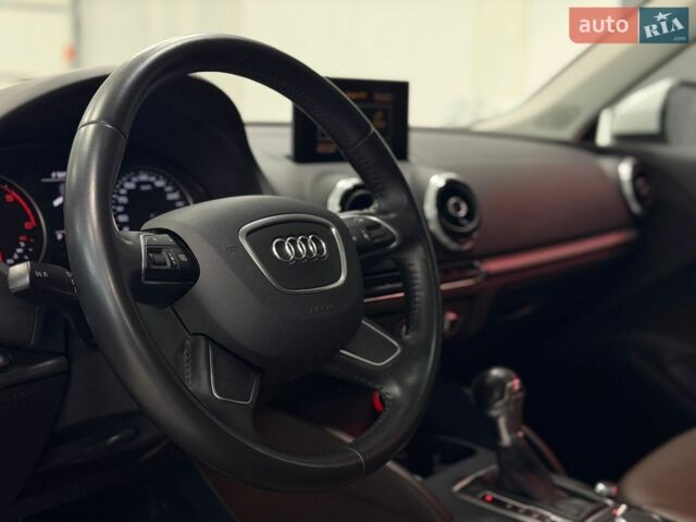 Білий Ауді А3, об'ємом двигуна 1.6 л та пробігом 95 тис. км за 16500 $, фото 22 на Automoto.ua