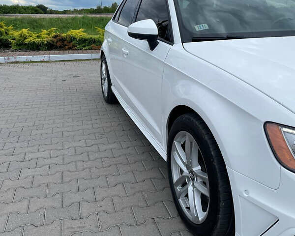 Белый Ауди А3, объемом двигателя 1.4 л и пробегом 105 тыс. км за 13900 $, фото 5 на Automoto.ua