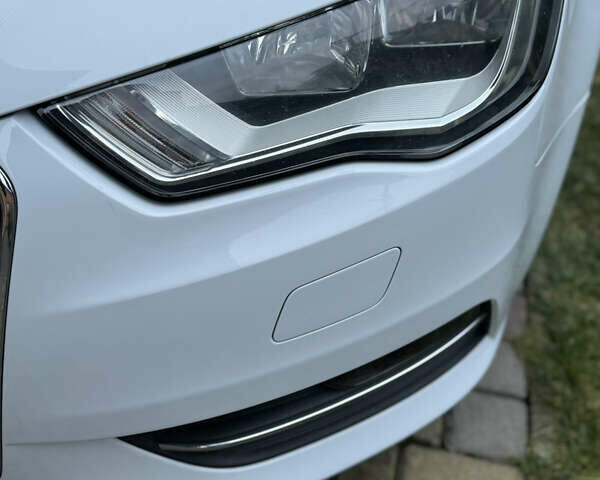 Білий Ауді А3, об'ємом двигуна 1.6 л та пробігом 158 тис. км за 14999 $, фото 6 на Automoto.ua