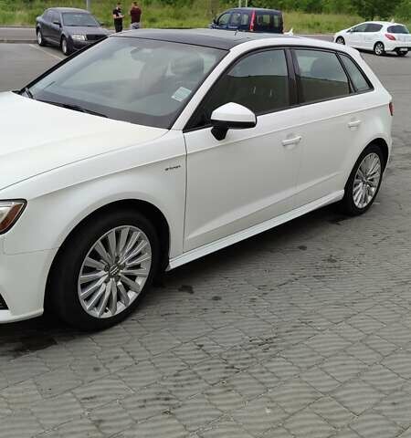 Белый Ауди А3, объемом двигателя 1.4 л и пробегом 152 тыс. км за 15200 $, фото 4 на Automoto.ua