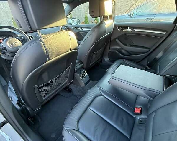 Білий Ауді А3, об'ємом двигуна 1.4 л та пробігом 108 тис. км за 18000 $, фото 15 на Automoto.ua