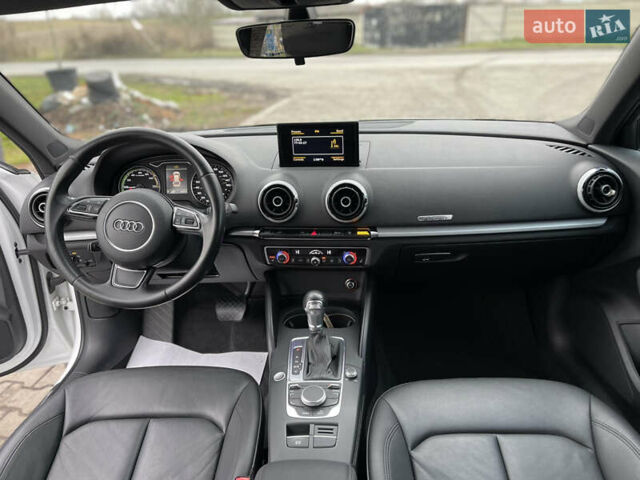 Белый Ауди А3, объемом двигателя 1.4 л и пробегом 278 тыс. км за 11999 $, фото 20 на Automoto.ua