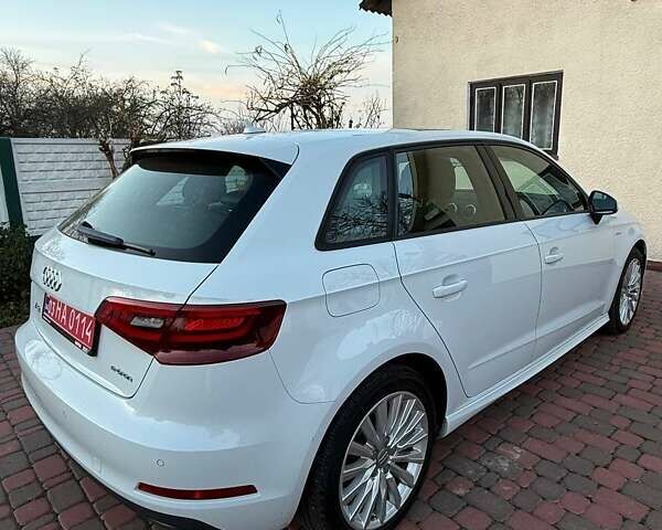 Білий Ауді А3, об'ємом двигуна 1.4 л та пробігом 108 тис. км за 18000 $, фото 5 на Automoto.ua