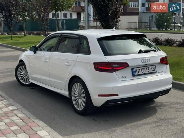 Білий Ауді А3, об'ємом двигуна 1.4 л та пробігом 193 тис. км за 15300 $, фото 5 на Automoto.ua