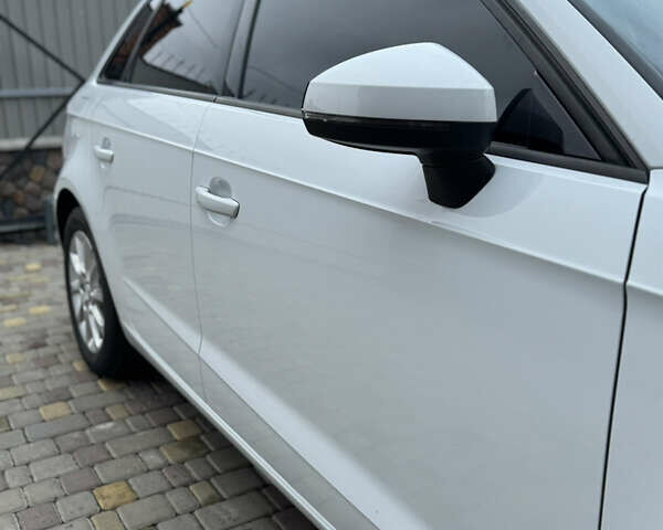 Білий Ауді А3, об'ємом двигуна 1.6 л та пробігом 158 тис. км за 14999 $, фото 9 на Automoto.ua