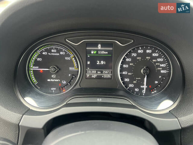 Білий Ауді А3, об'ємом двигуна 1.4 л та пробігом 101 тис. км за 15900 $, фото 25 на Automoto.ua