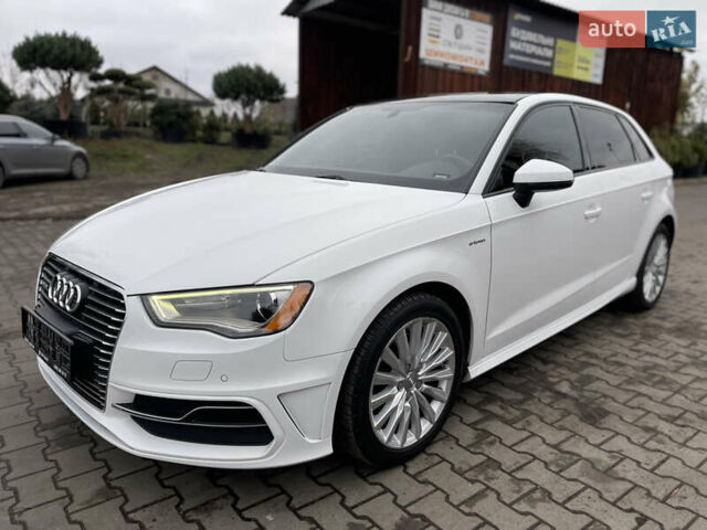 Белый Ауди А3, объемом двигателя 1.4 л и пробегом 278 тыс. км за 11999 $, фото 1 на Automoto.ua