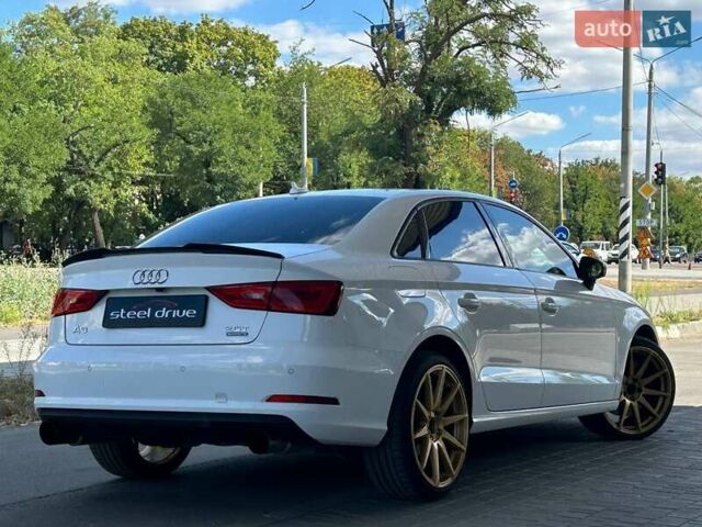 Белый Ауди А3, объемом двигателя 1.98 л и пробегом 120 тыс. км за 17499 $, фото 3 на Automoto.ua