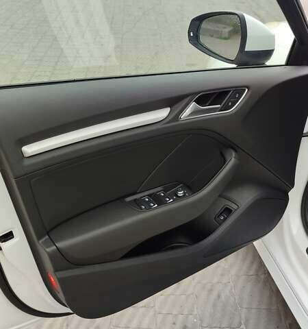 Белый Ауди А3, объемом двигателя 1.4 л и пробегом 152 тыс. км за 15200 $, фото 25 на Automoto.ua