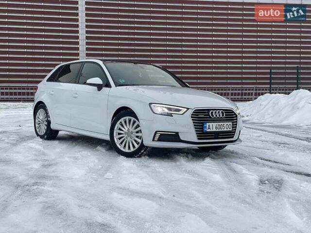 Белый Ауди А3, объемом двигателя 1.4 л и пробегом 112 тыс. км за 20000 $, фото 23 на Automoto.ua