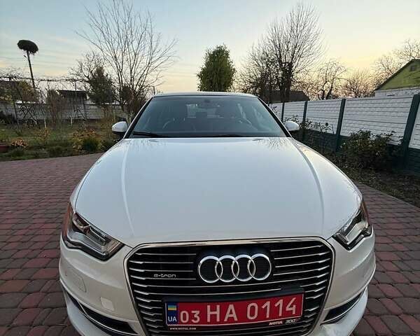Білий Ауді А3, об'ємом двигуна 1.4 л та пробігом 111 тис. км за 16000 $, фото 2 на Automoto.ua