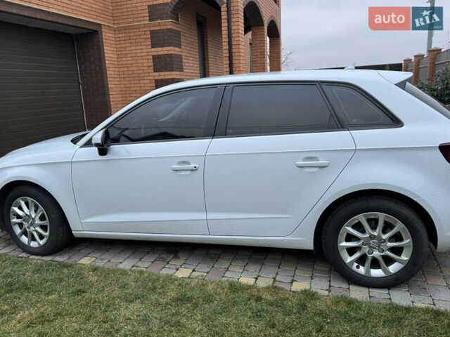 Білий Ауді А3, об'ємом двигуна 1.6 л та пробігом 158 тис. км за 14999 $, фото 15 на Automoto.ua