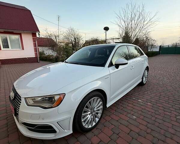 Білий Ауді А3, об'ємом двигуна 1.4 л та пробігом 108 тис. км за 18000 $, фото 6 на Automoto.ua