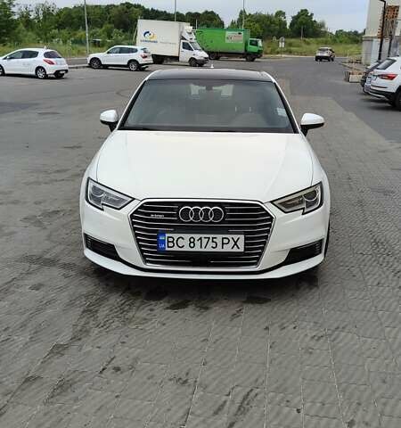 Белый Ауди А3, объемом двигателя 1.4 л и пробегом 152 тыс. км за 15200 $, фото 2 на Automoto.ua