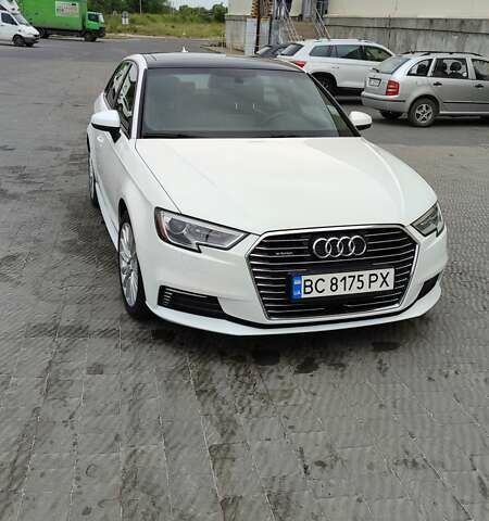 Белый Ауди А3, объемом двигателя 1.4 л и пробегом 152 тыс. км за 15200 $, фото 1 на Automoto.ua