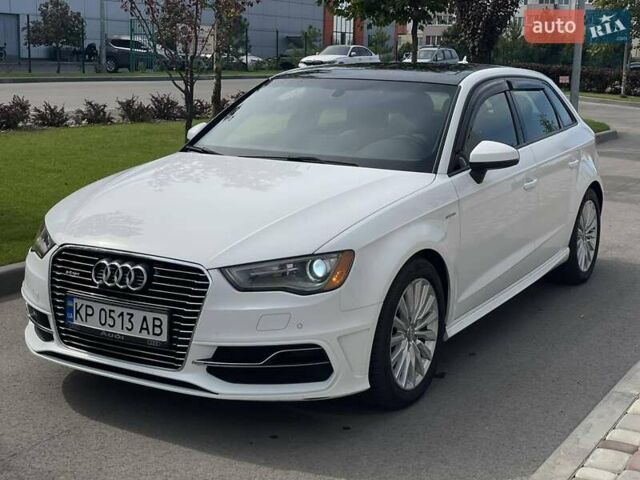 Білий Ауді А3, об'ємом двигуна 1.4 л та пробігом 193 тис. км за 15300 $, фото 6 на Automoto.ua
