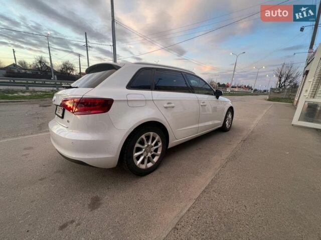 Белый Ауди А3, объемом двигателя 1.97 л и пробегом 99 тыс. км за 18000 $, фото 3 на Automoto.ua