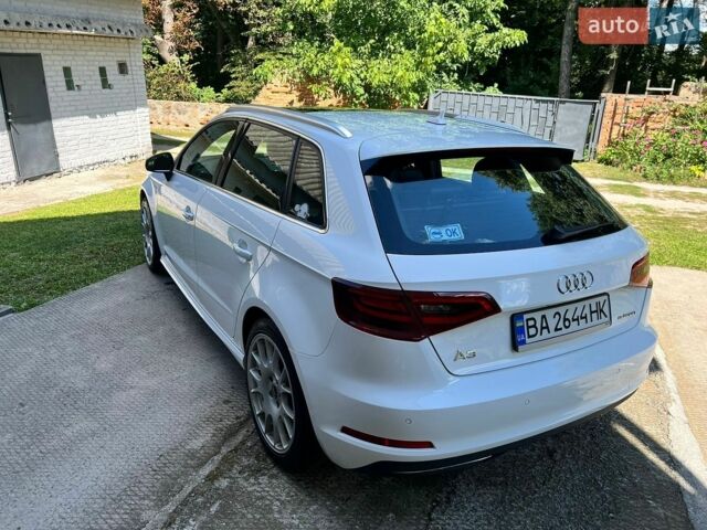 Белый Ауди А3, объемом двигателя 1.4 л и пробегом 174 тыс. км за 15600 $, фото 18 на Automoto.ua