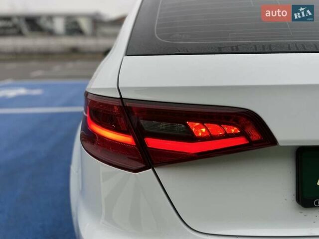 Білий Ауді А3, об'ємом двигуна 2 л та пробігом 157 тис. км за 16999 $, фото 11 на Automoto.ua