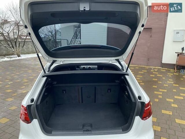 Белый Ауди А3, объемом двигателя 1.4 л и пробегом 118 тыс. км за 16100 $, фото 18 на Automoto.ua