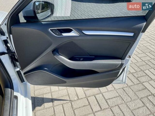 Білий Ауді А3, об'ємом двигуна 1.4 л та пробігом 85 тис. км за 19500 $, фото 19 на Automoto.ua