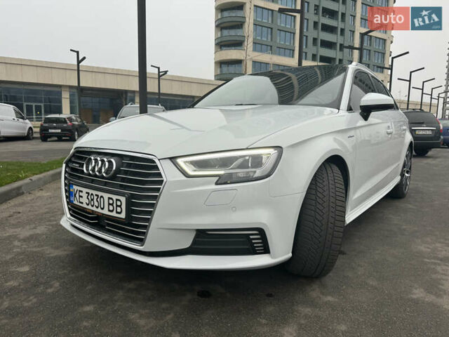 Белый Ауди А3, объемом двигателя 1.4 л и пробегом 133 тыс. км за 19300 $, фото 4 на Automoto.ua