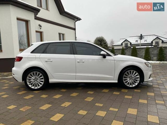 Белый Ауди А3, объемом двигателя 1.4 л и пробегом 118 тыс. км за 16100 $, фото 4 на Automoto.ua