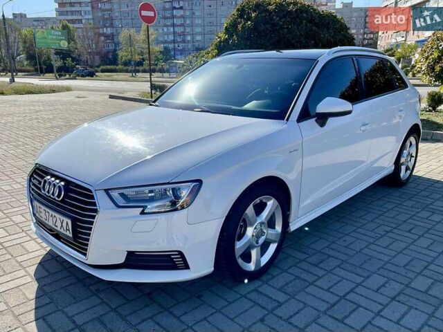 Білий Ауді А3, об'ємом двигуна 1.4 л та пробігом 81 тис. км за 16500 $, фото 6 на Automoto.ua