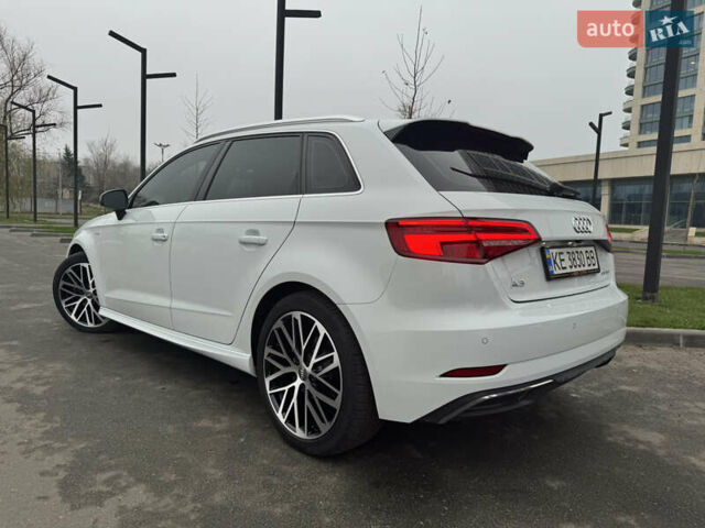 Белый Ауди А3, объемом двигателя 1.4 л и пробегом 133 тыс. км за 19300 $, фото 5 на Automoto.ua
