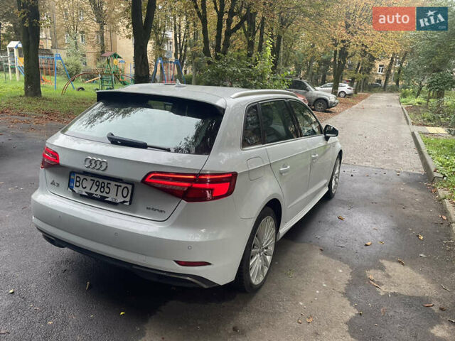 Білий Ауді А3, об'ємом двигуна 1.4 л та пробігом 171 тис. км за 17999 $, фото 2 на Automoto.ua