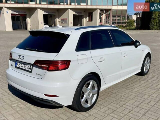 Білий Ауді А3, об'ємом двигуна 1.4 л та пробігом 81 тис. км за 16500 $, фото 2 на Automoto.ua