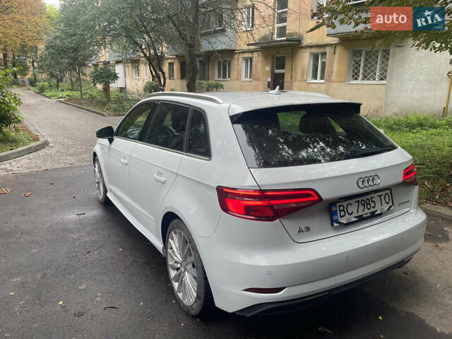 Білий Ауді А3, об'ємом двигуна 1.4 л та пробігом 171 тис. км за 17999 $, фото 3 на Automoto.ua